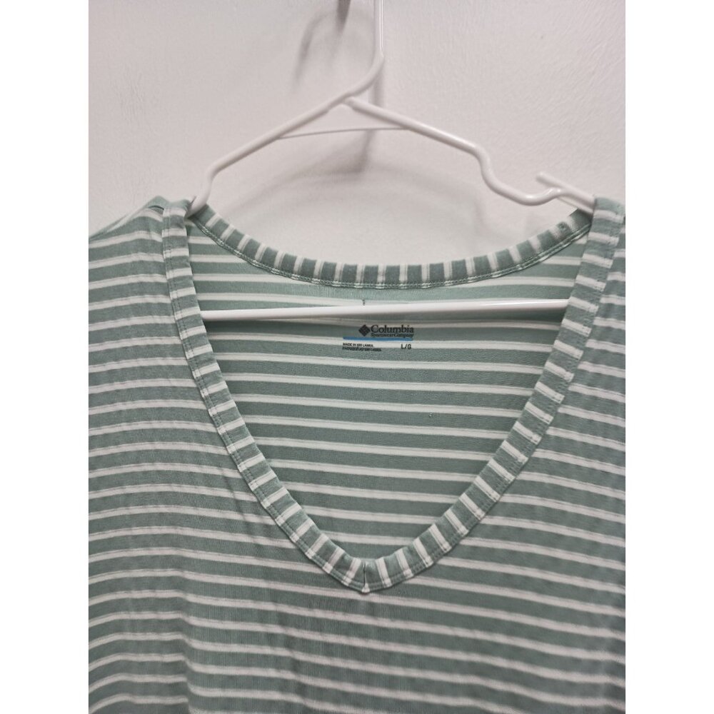 Columbia‎ Womens T-Shirt Large Green White Striped Short sleeve Activewear - Picture 2 of 6